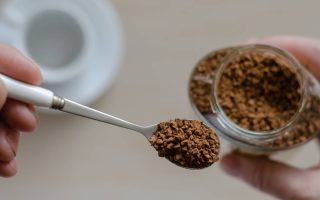 Café soluble : la tasse parfaite sans machine ni filtre