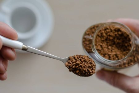 Café soluble : la tasse parfaite sans machine ni filtre
