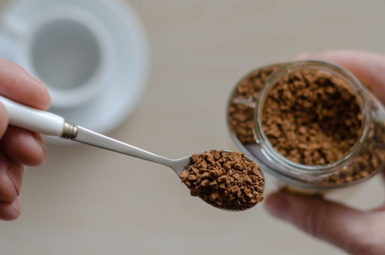 Café soluble : la tasse parfaite sans machine ni filtre
